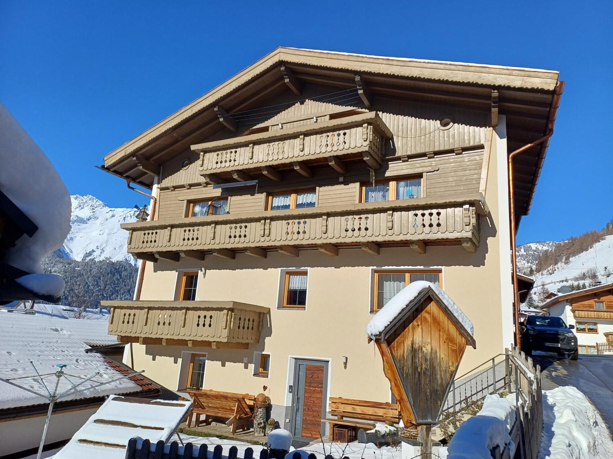 Haus Dilitz-Theiner - Bachbluete Apartment Nauders Exterior photo